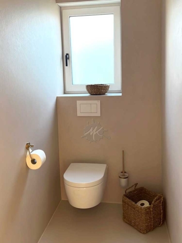 Neue fugenlose Toilette in Rottenburg von Malermeister Kessler