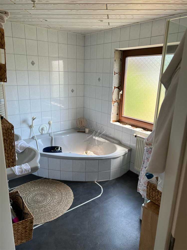 Vorbereitung für fugenloses Bali Badezimmer in Rottenburg von Malermeister Kessler